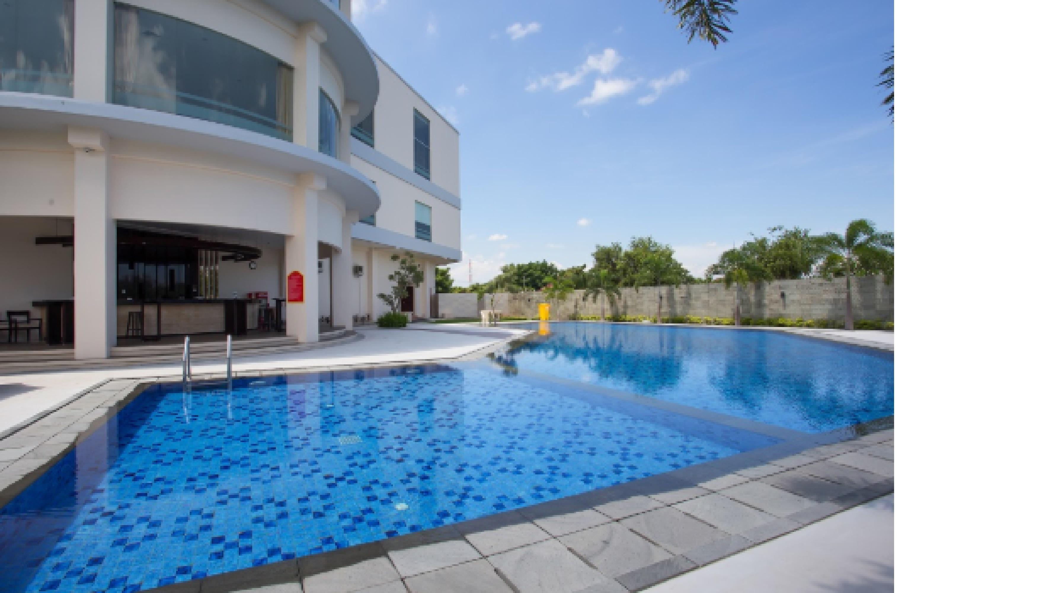 מטאראם Golden Palace Hotel Lombok מראה חיצוני תמונה