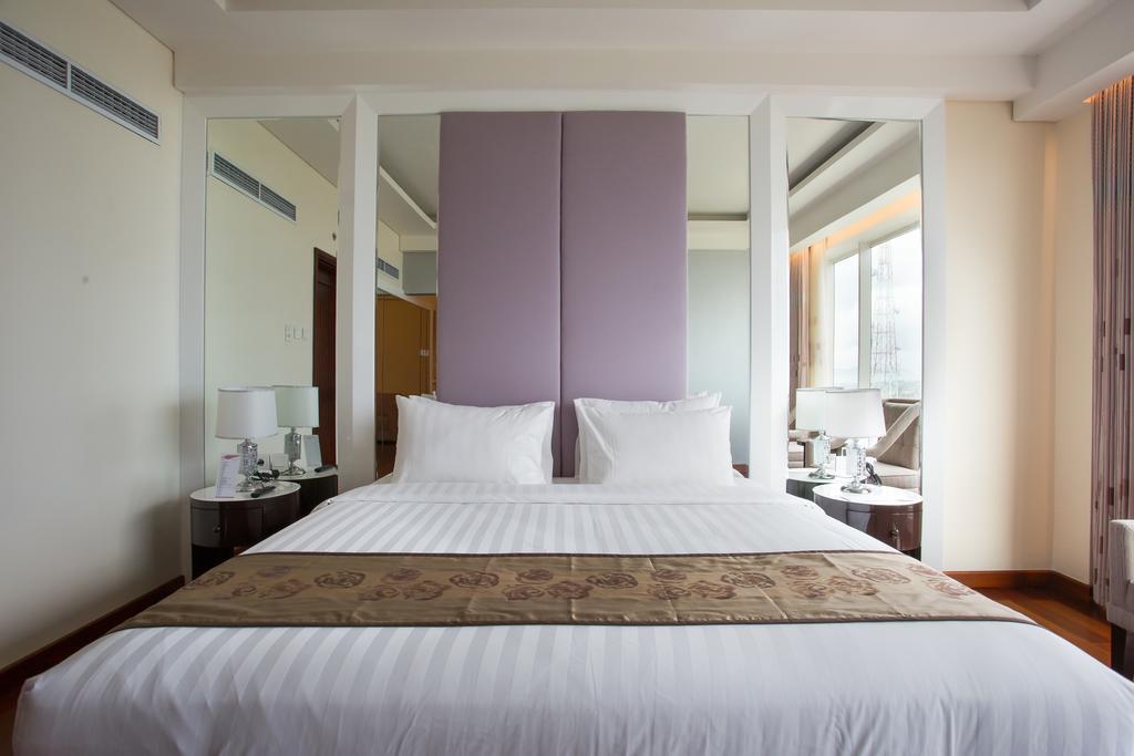 מטאראם Golden Palace Hotel Lombok חדר תמונה